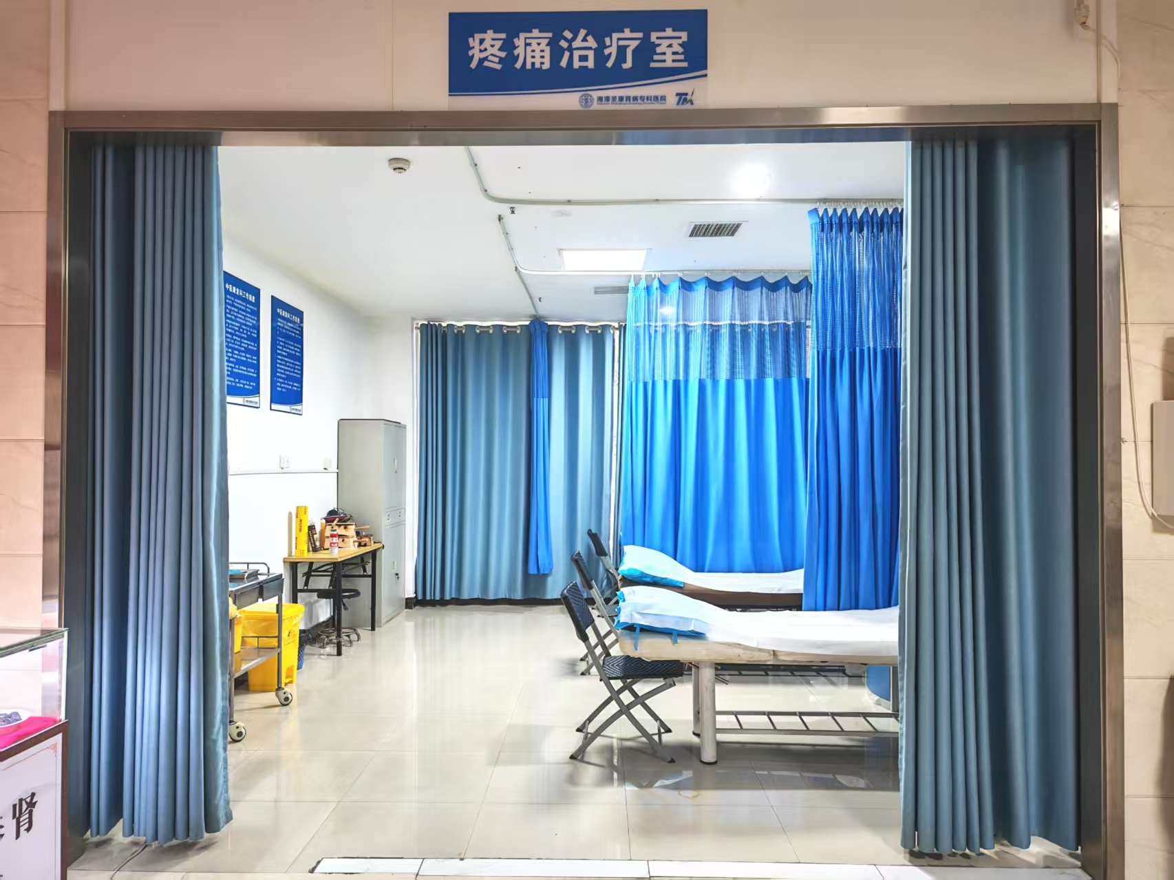 医院走廊